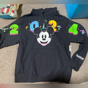 2024 Disneyland Black hoodie